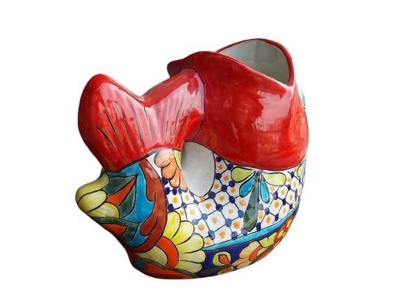 Fine Talavera pot, antique style. Large fish.