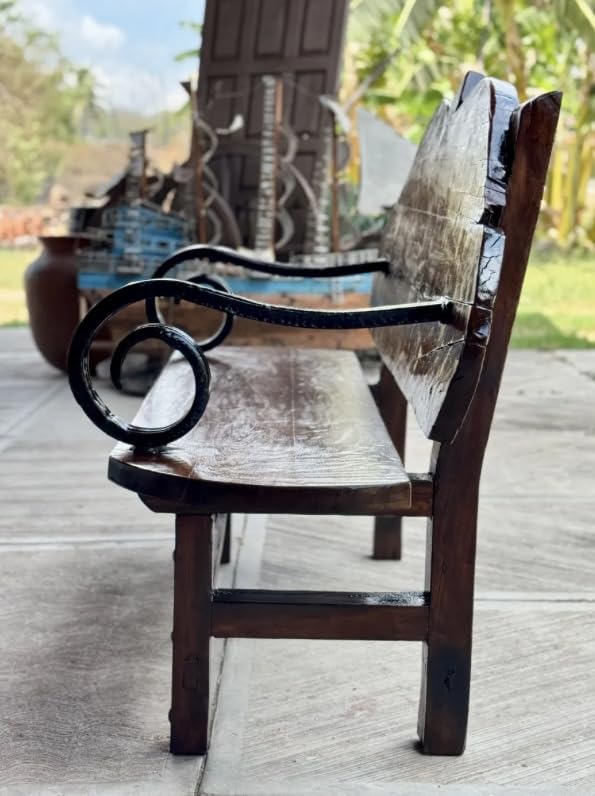 Antique and Original Rustic Bench for 2 People.
