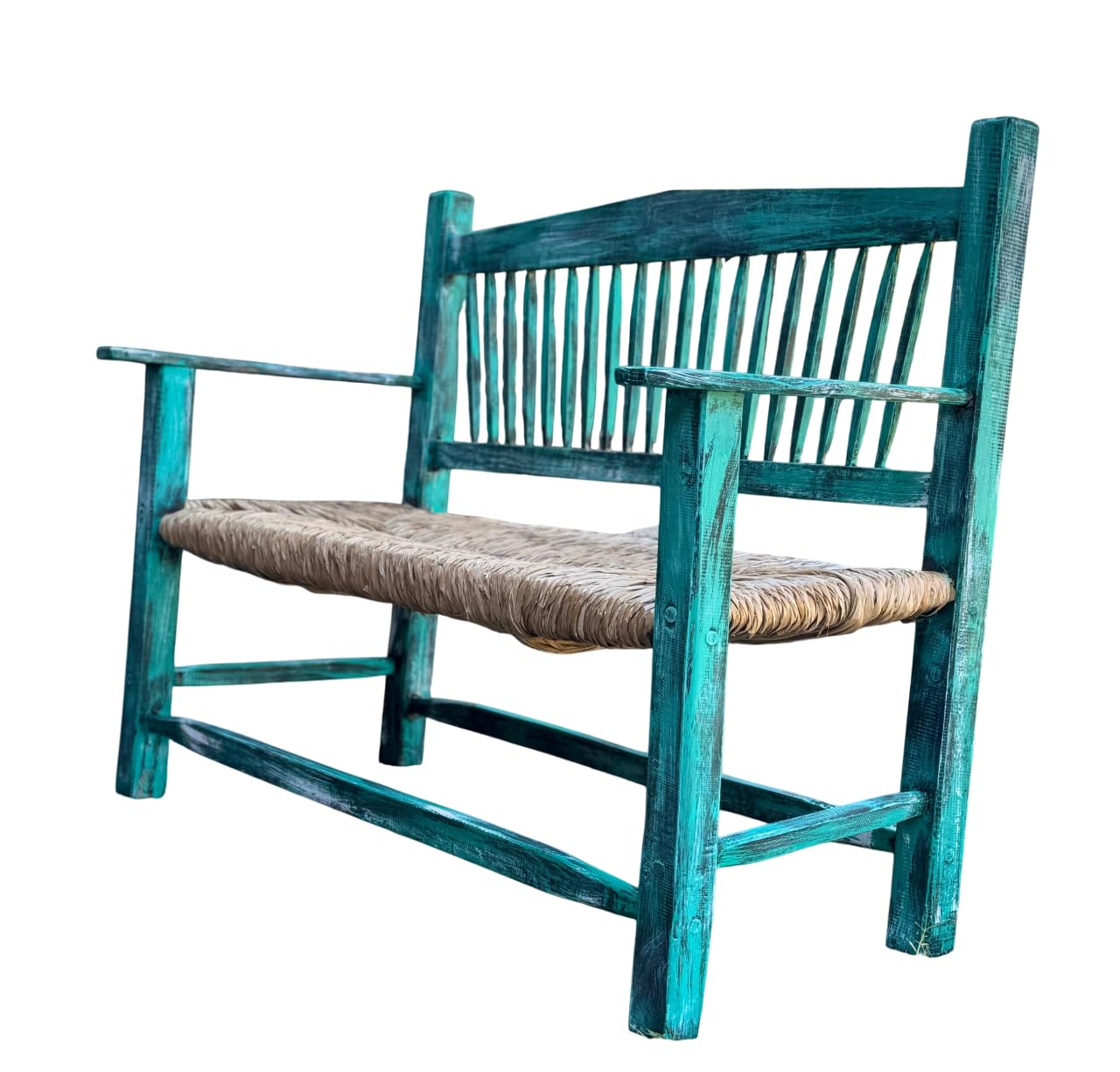 Banca artesanal de madera maciza con asiento tejido con tule, decoradas con hierro forjado, cera pulida a mano