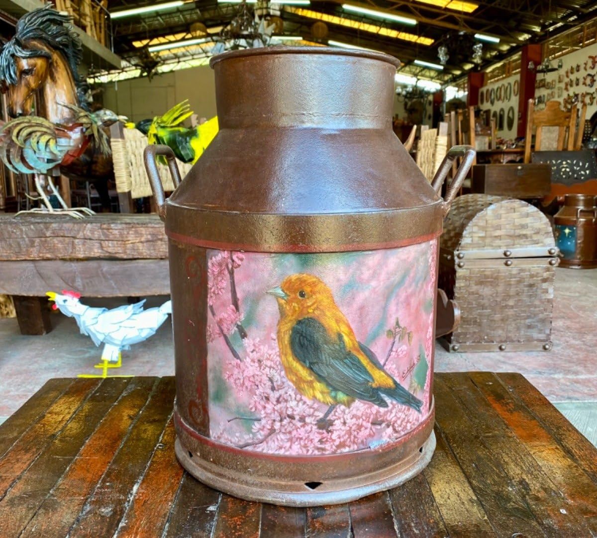 Bote lechero antiguo de Colima, decorado con óleo de ave, cerámica