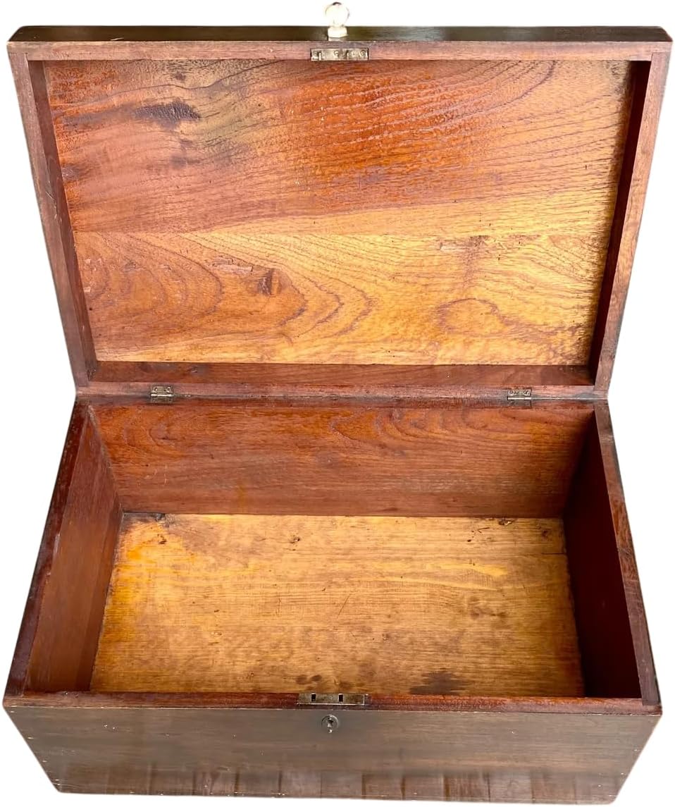 Baul Petaquilla Muy Antiguo De Madera Original. Pieza Unica.