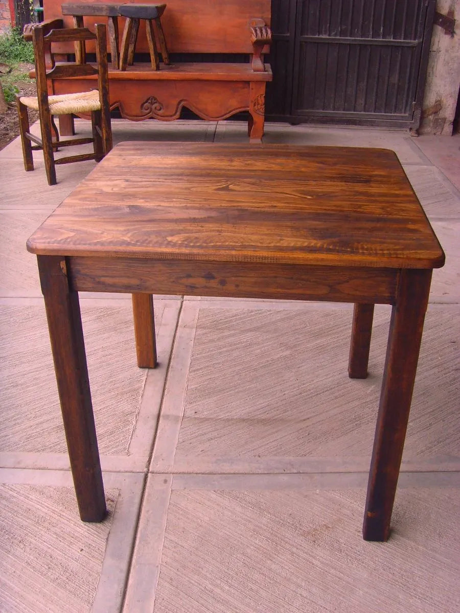 Hermoso Comedor Artesanal Muy Cómodo Y Resistente.