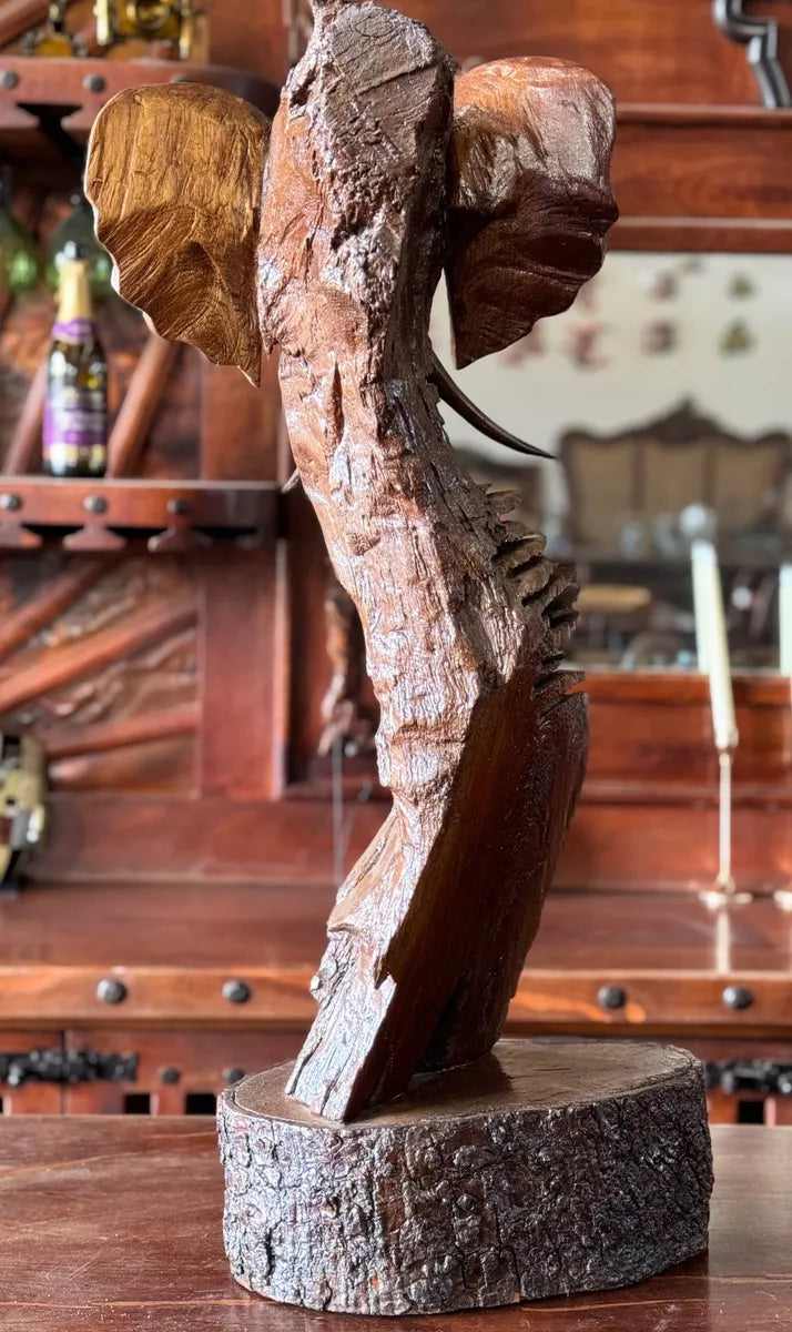 Gran Escultura Elefante En Madera Nogal Estilo Antiguo.