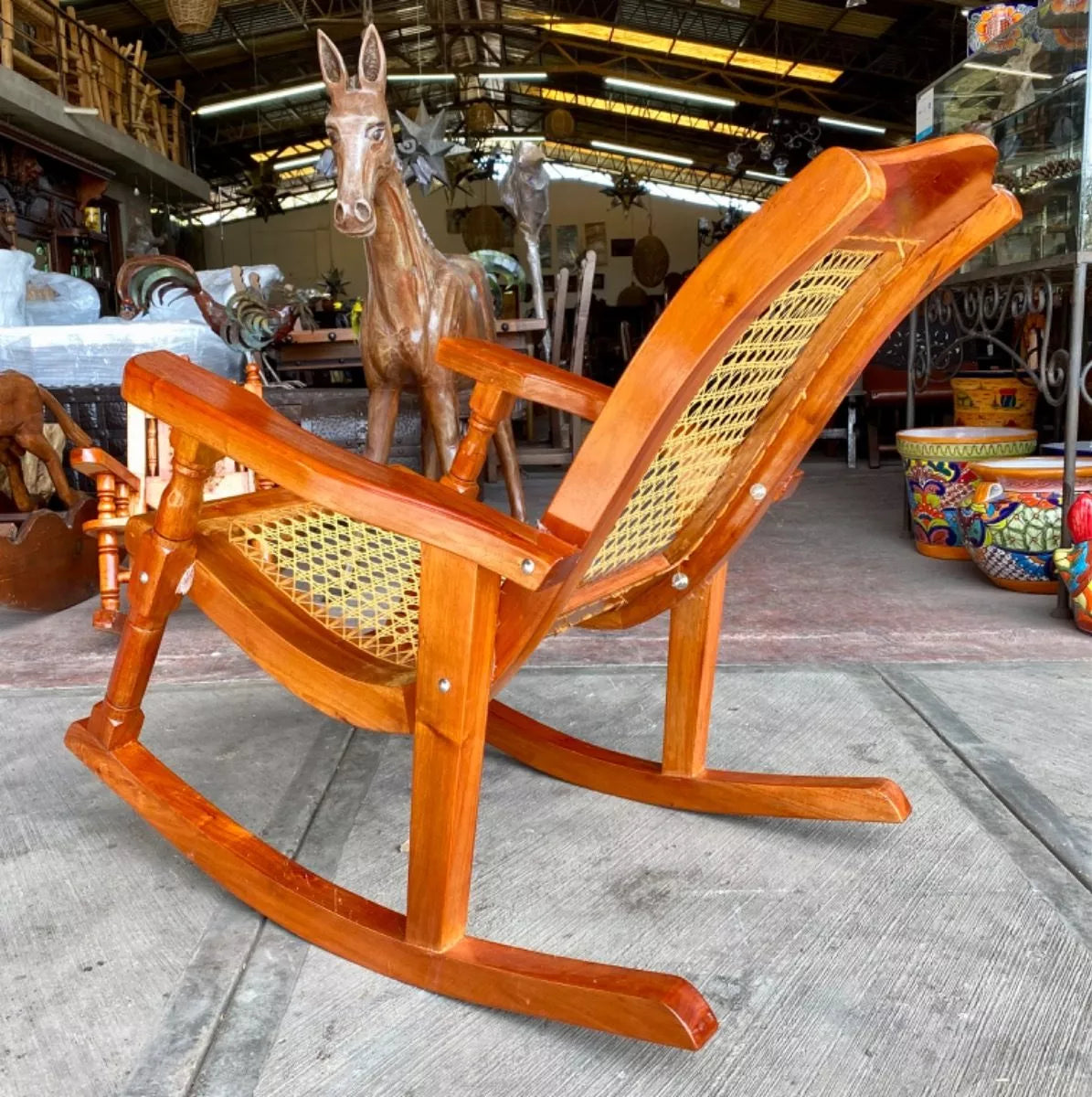 Mecedora Balancin Madera Cedro Estilo Antiguo