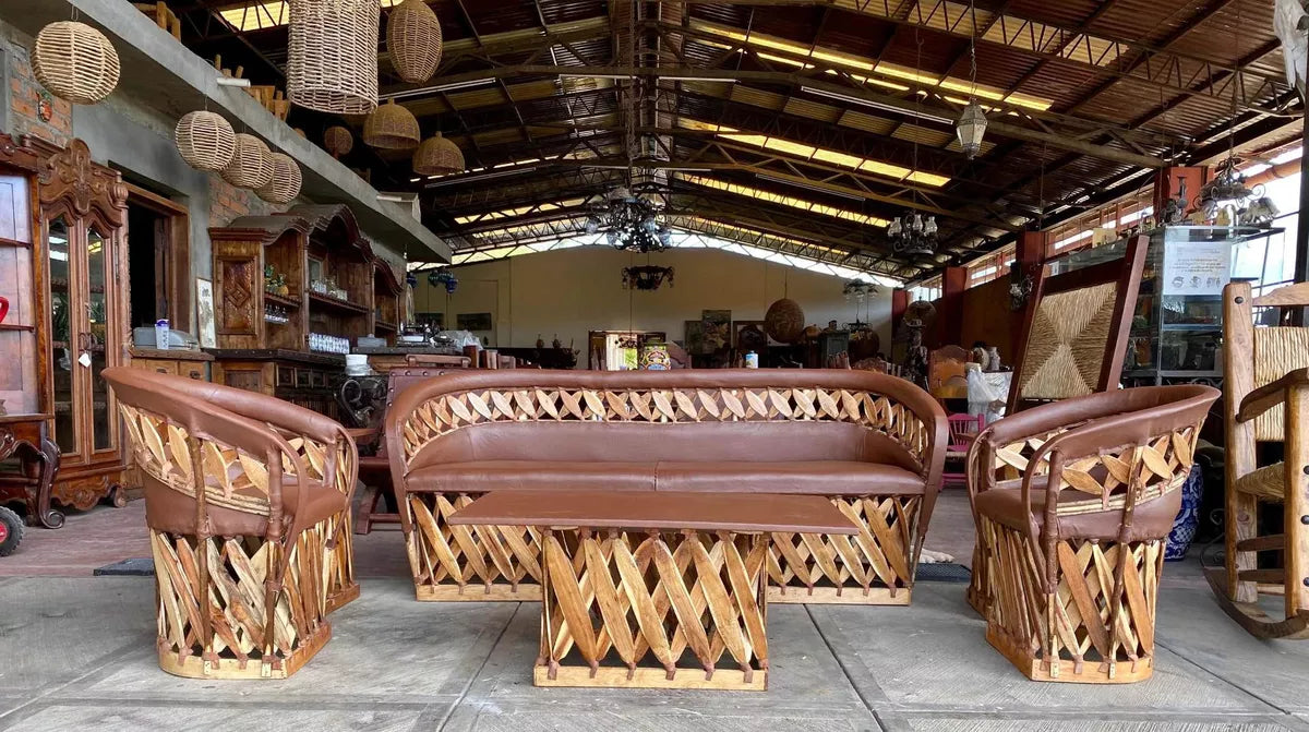 Equipal Handcrafted Room with Fanny Pack. Vintage Style Leather.