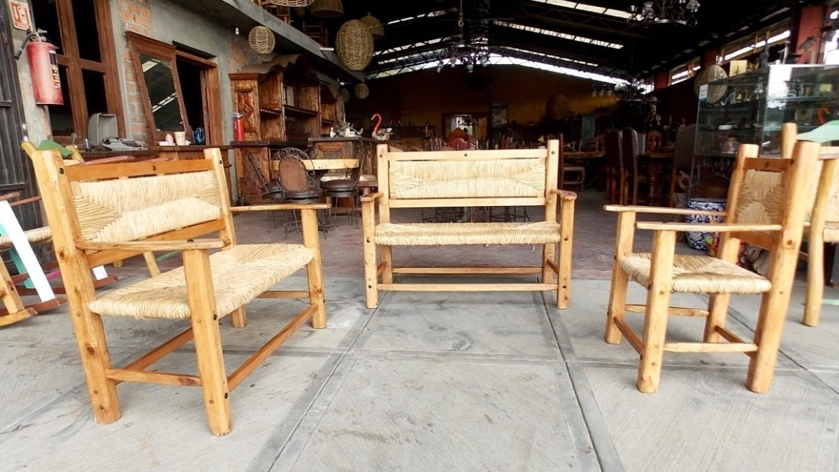 Handcrafted Room Woven in Sustainable Wood in an Antique Style