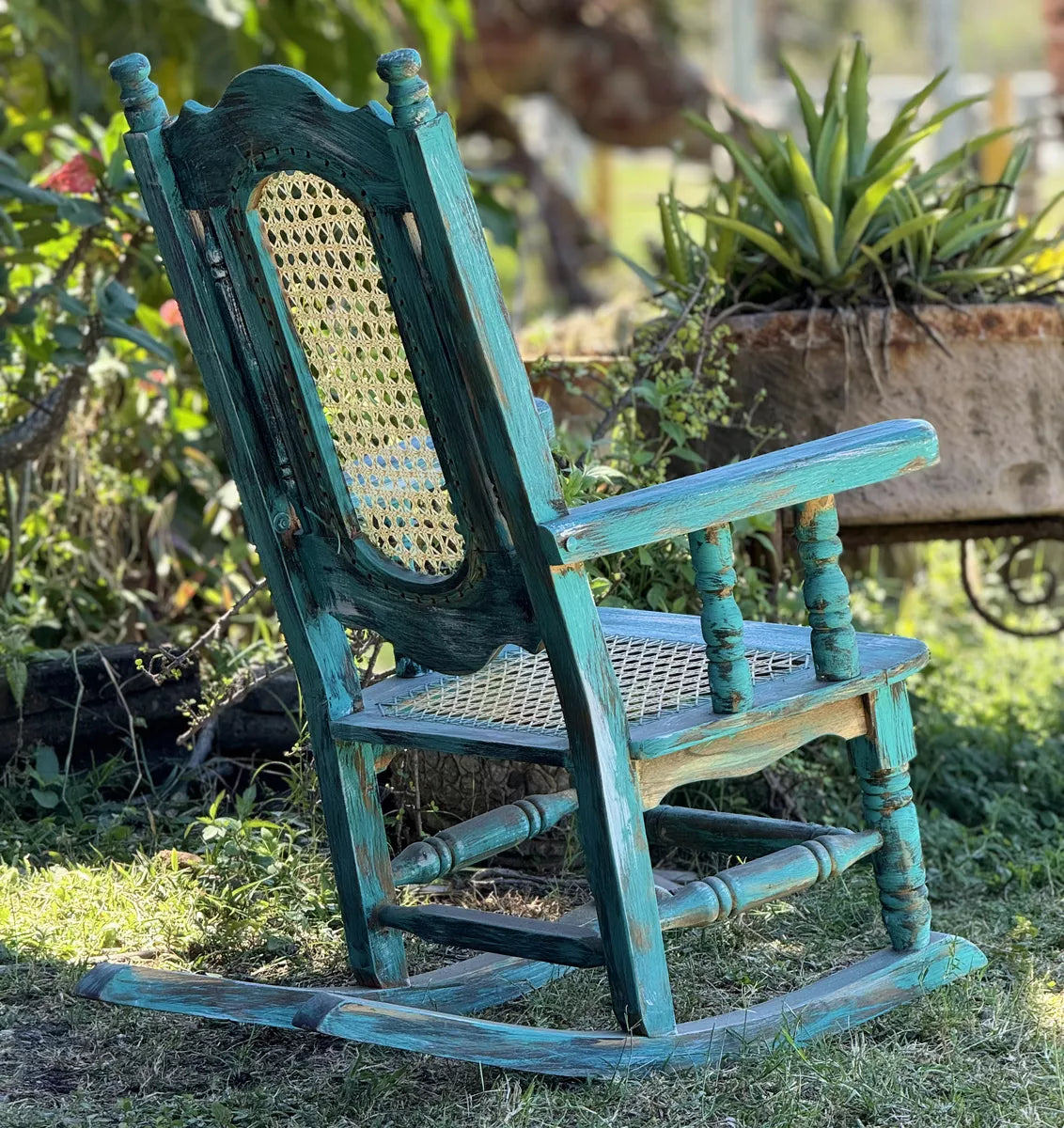 Silla Mecedora Balancin Madera Cedro Estilo Antiguo Vintage.
