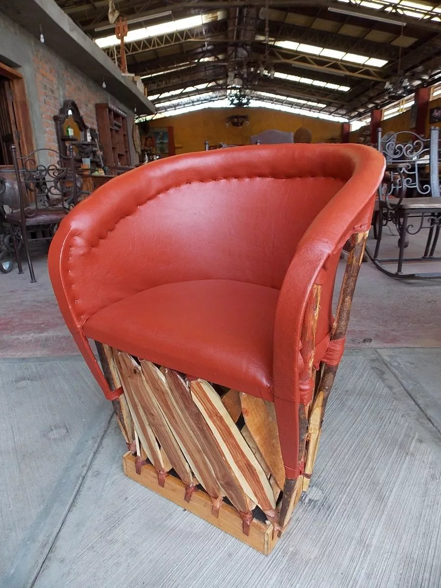 Exclusive Equipal Leather, Very Comfortable and Durable. The Best