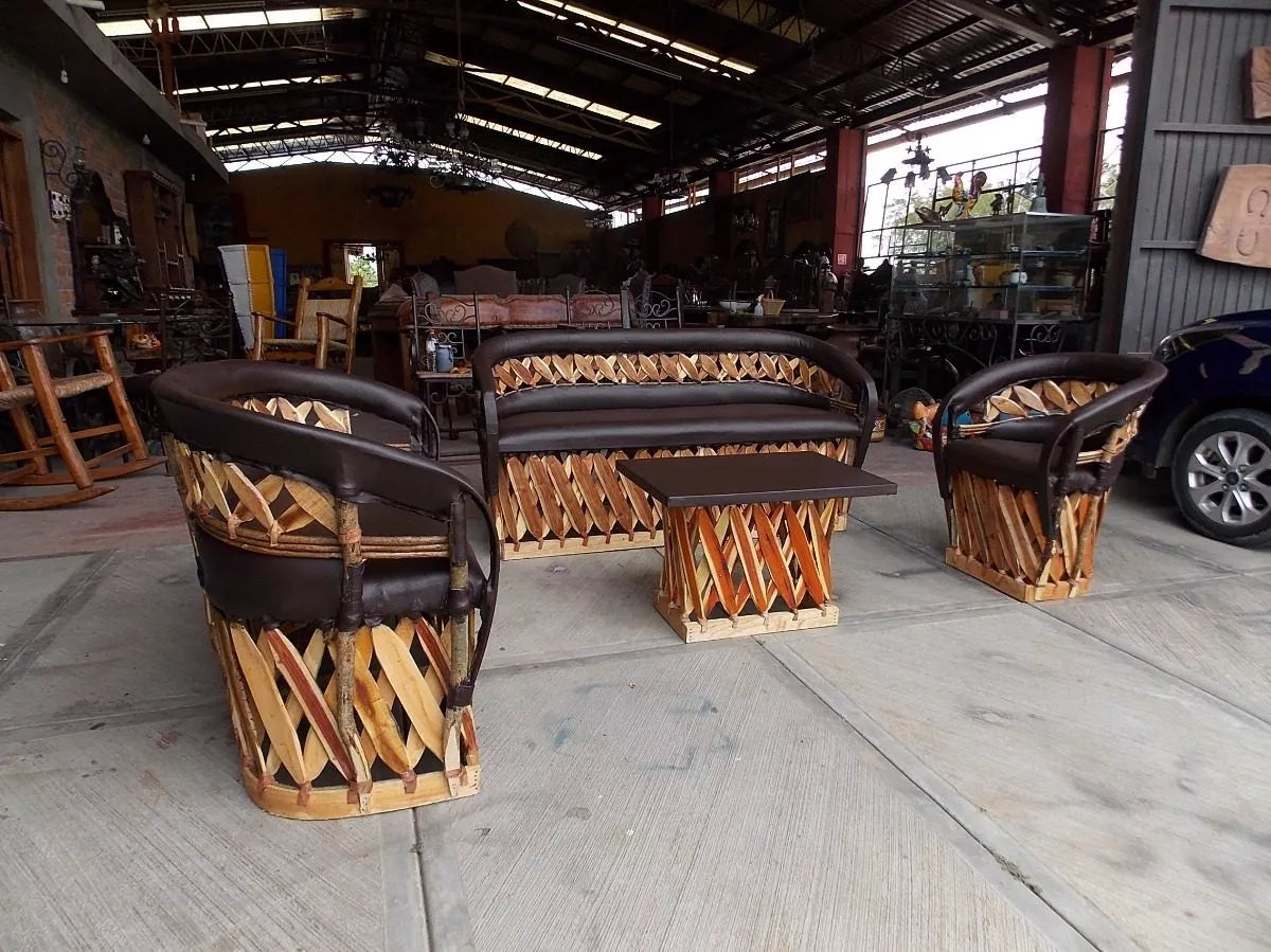 Equipal Room With Fanny Pack In Wood And Leather Antique Style