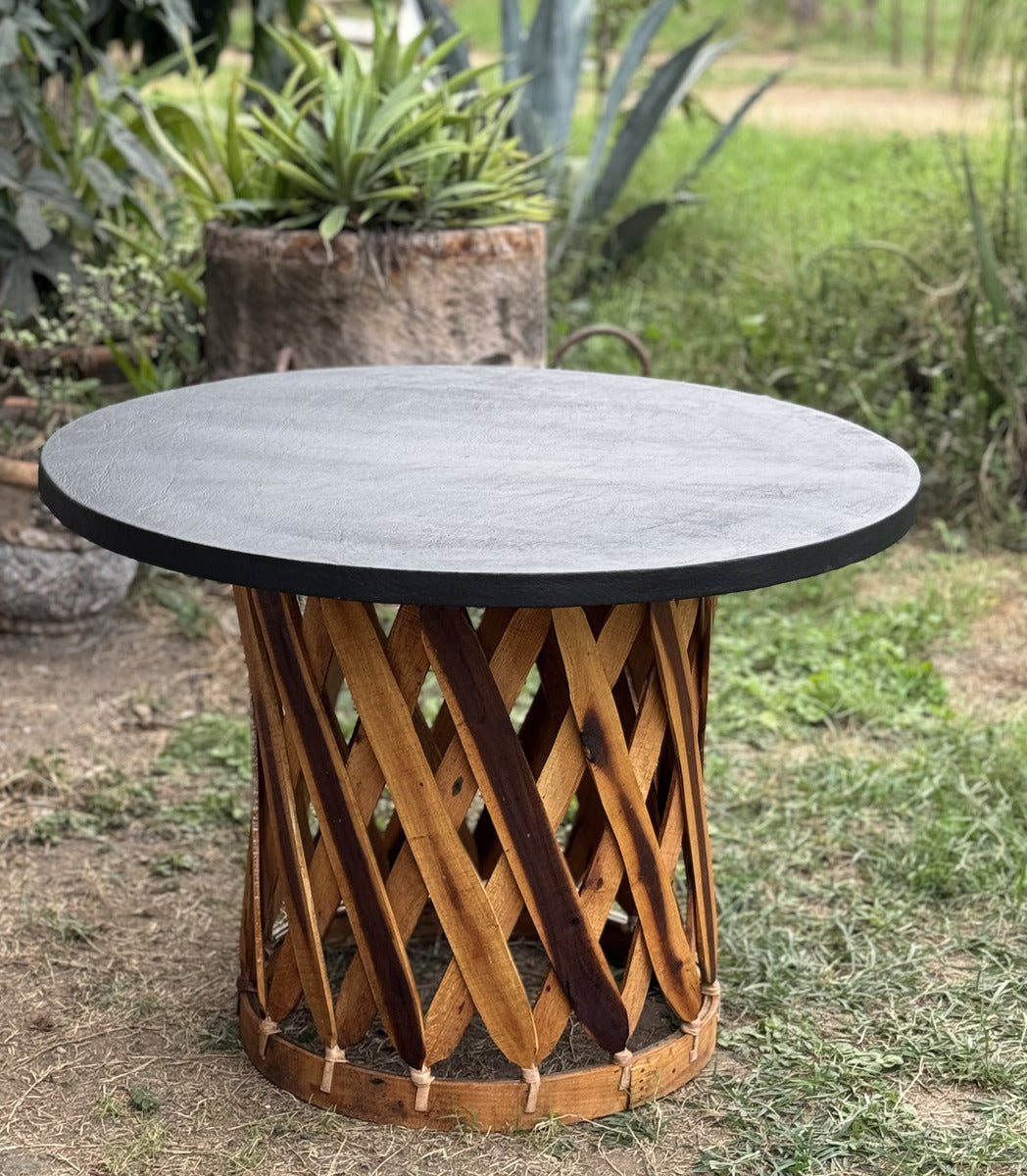 Mesa Artesanal Negra De Comedor Estilo Equipal Antiguo.