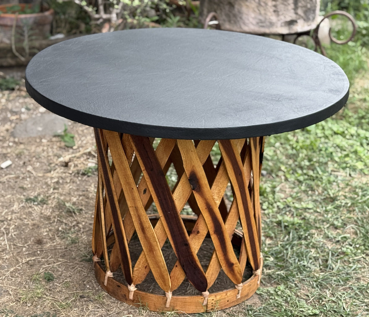 Mesa Artesanal Negra De Comedor Estilo Equipal Antiguo.