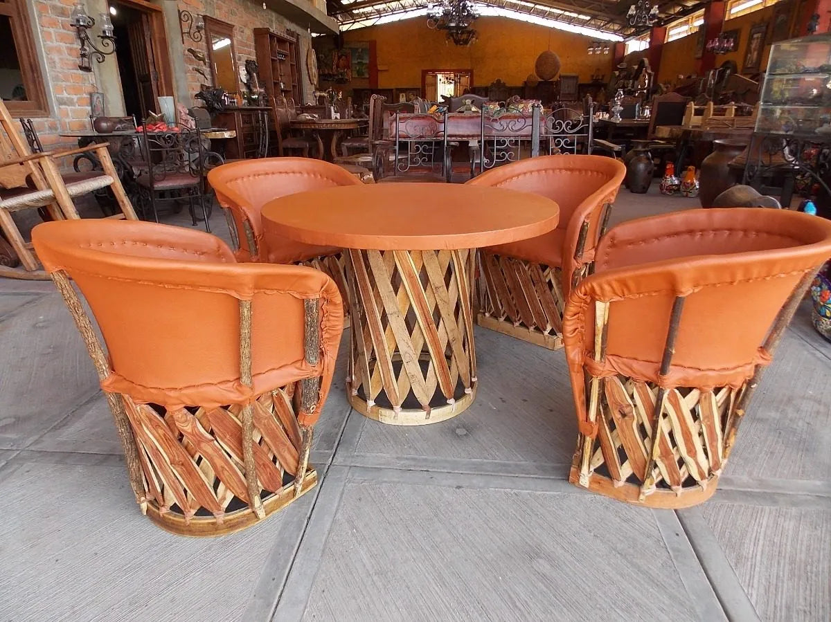 Traditional Antique Style Equipal Dining Room. High Quality.