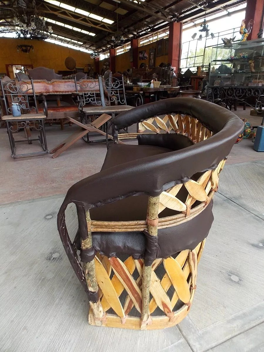 Equipal Double Love Seat Armchair with Vintage Style Fanny Pack