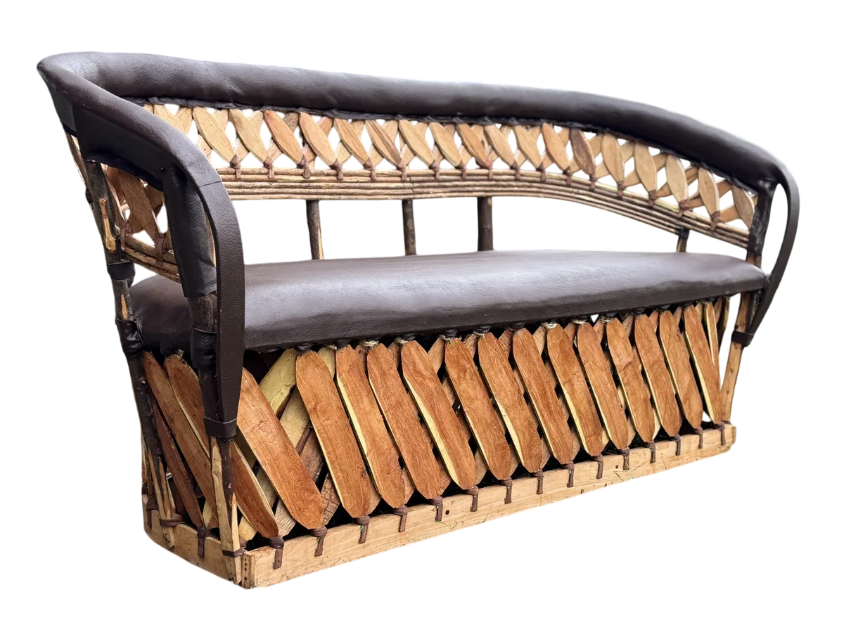 Sillon Love Seat 3 Personas Estilo Equipal Antiguo Estacas. Chocolate Piel