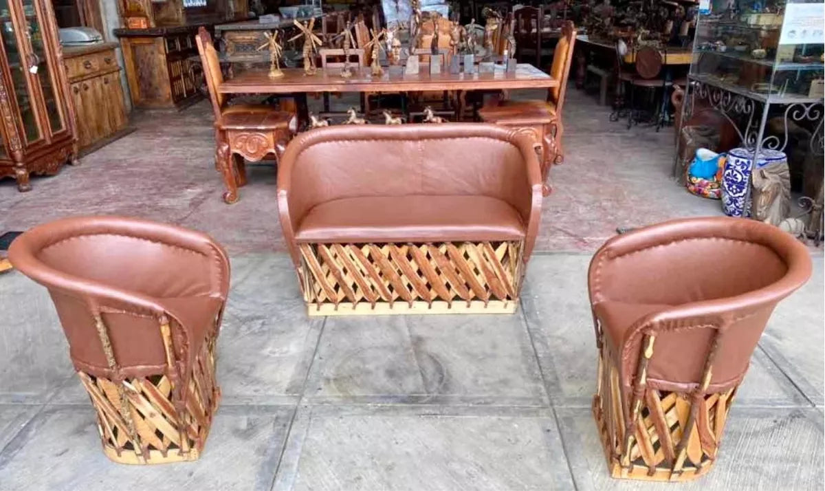 Large Handcrafted Equipal Room in Wood and Leather in Antique Style.
