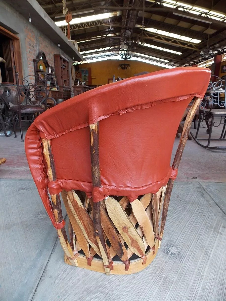 Exclusive Equipal Leather, Very Comfortable and Durable. The Best