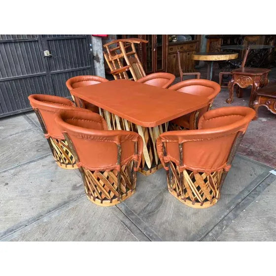 Comedor Equipal Tradicional Para 6 Personas Estilo Antiguo.