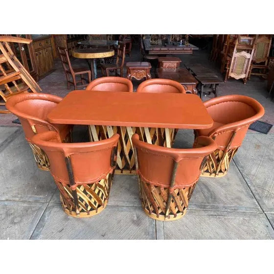 Comedor Equipal Tradicional Para 6 Personas Estilo Antiguo.