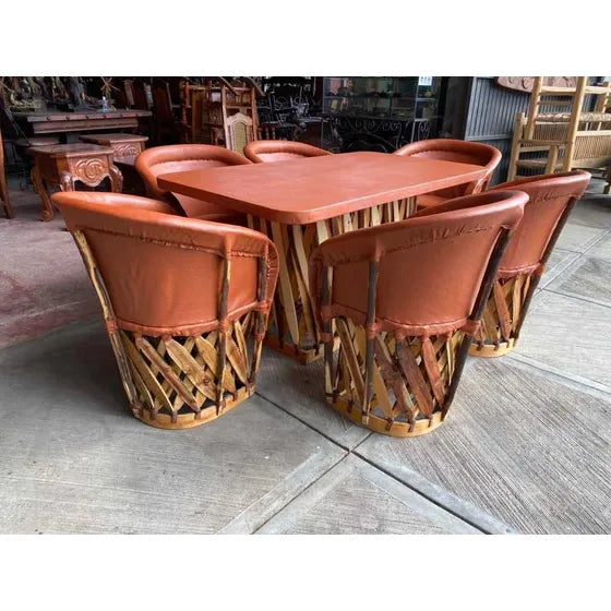 Comedor Equipal Tradicional Para 6 Personas Estilo Antiguo.