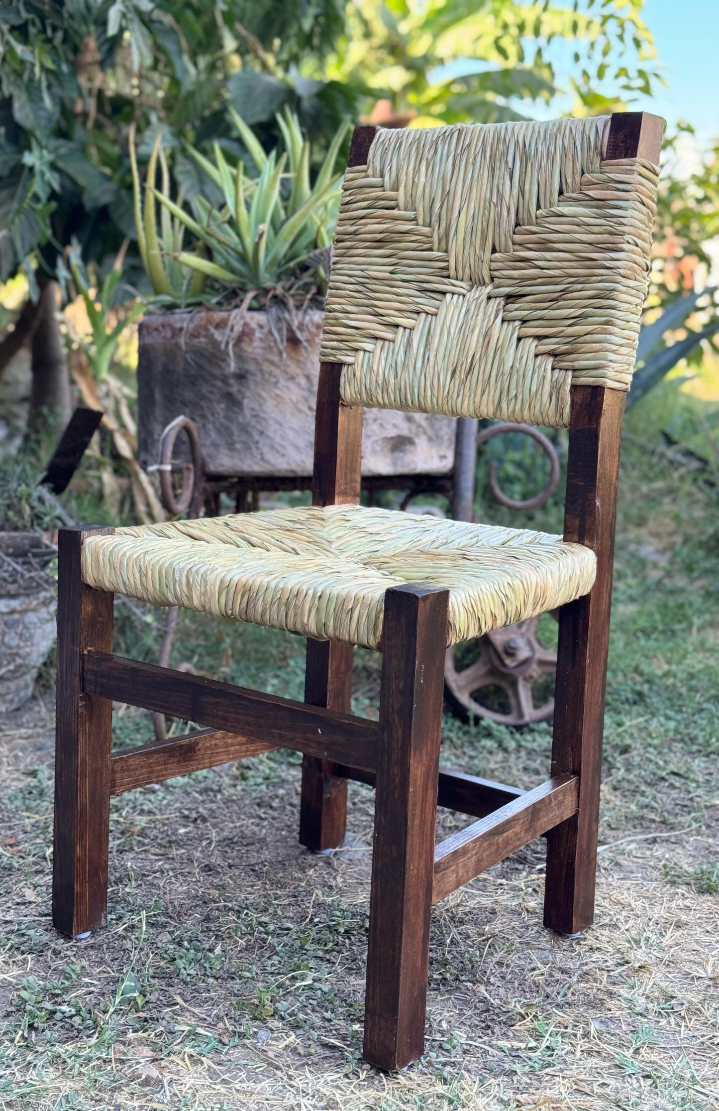 Elegant Style Sustainable Wood Handcrafted Chair in Walnut Tone