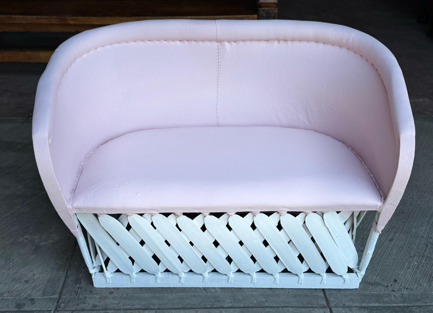 Handmade Love Seat Equipal 2 Person Antique Style Armchair for Living Room and Adults