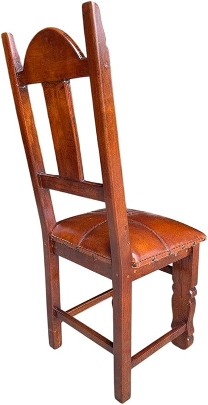 Silla de Mezquite con Asiento de Piel de Res y Herrajes.