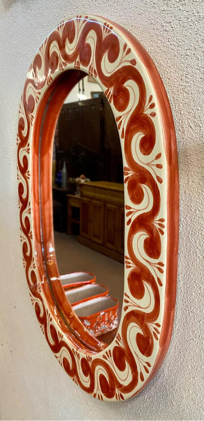 Bonito Espejo Artesanal En Talavera Fina Estilo Antiguo.
