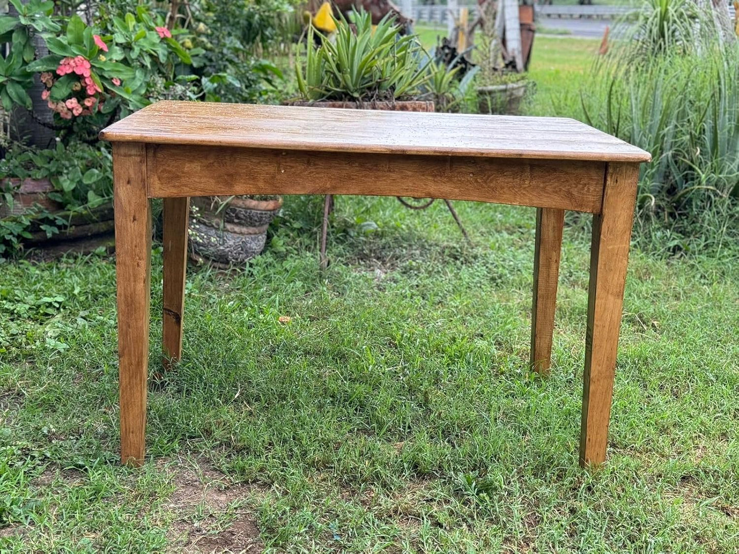 Mesa de comedor de madera de encino estilo minimalista