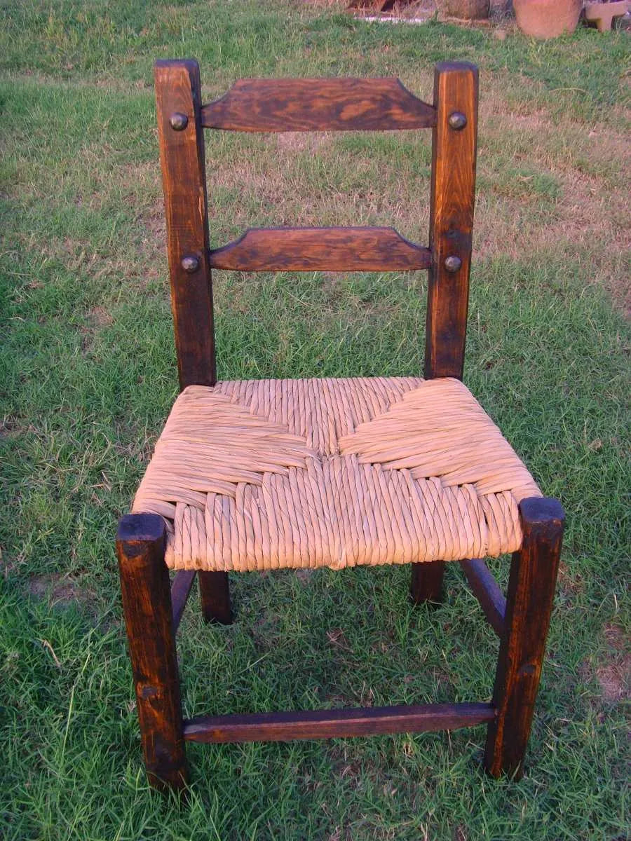 Hermoso Comedor Artesanal Muy Cómodo Y Resistente.