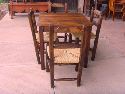 Hermoso Comedor Artesanal Muy Cómodo Y Resistente.