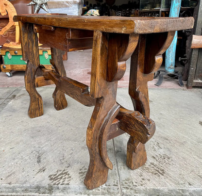 Antigua Credenza Patas De Yugos Y Cubierta Puerta Original. Marrón