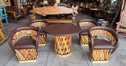 Comedor En Madera Y Piel Estilo Estacas Equipal. 100% Nuevo (Usado)
