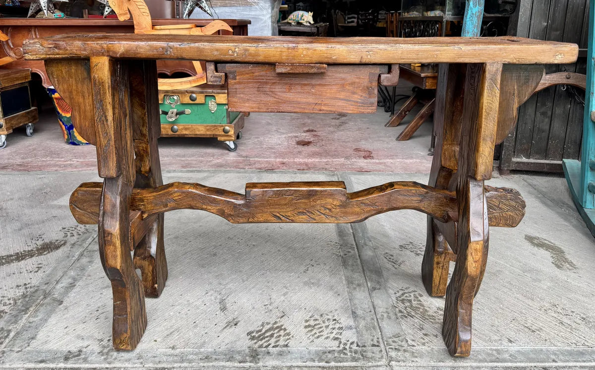 Antigua Credenza Coqueta Patas De Yugos Y Cubierta De Puerta Marrón