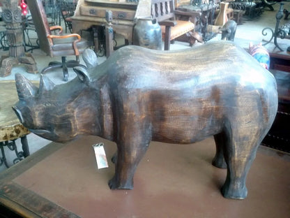 Antigua Escultura Grande De Rinoceronte De Madera