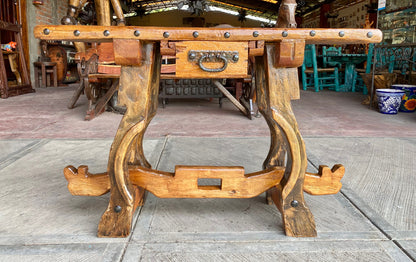 Original Credenza De Puerta Antigua Y Patas De Yugos