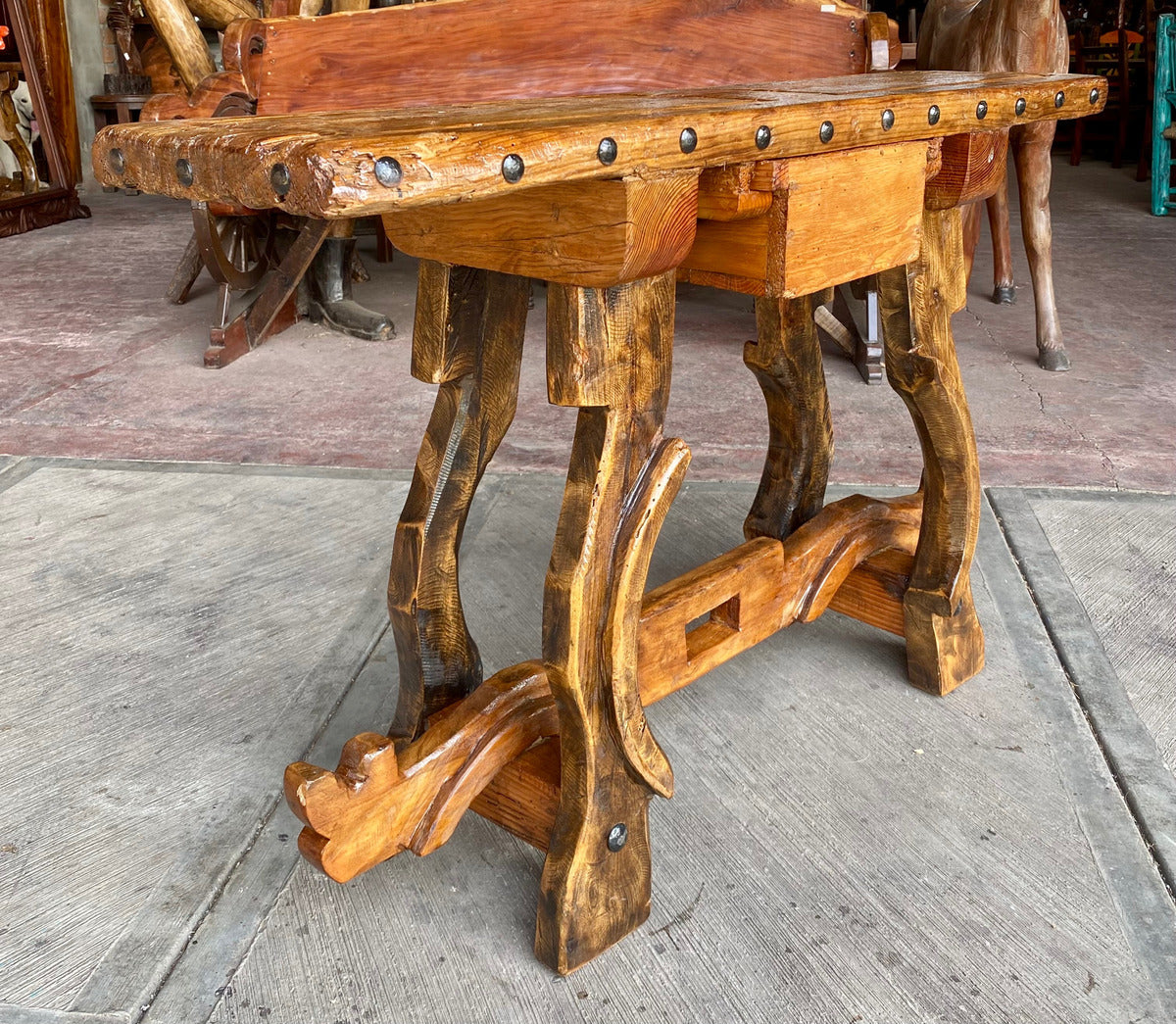 Original Credenza De Puerta Antigua Y Patas De Yugos