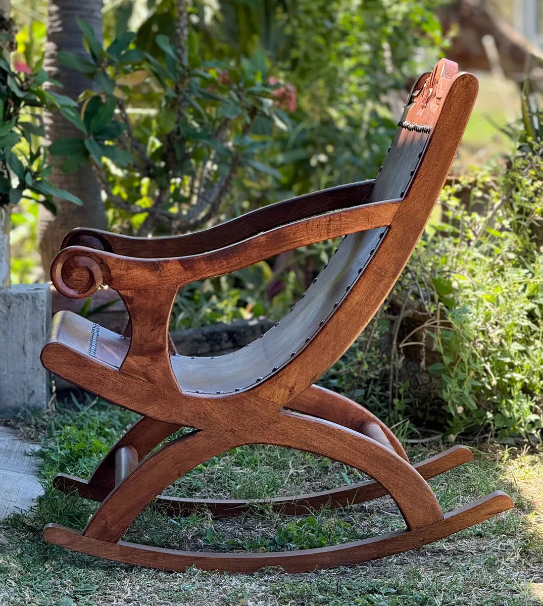 Silla Mecedora Miguelito Piel Mezquite Estilo Antiguo.