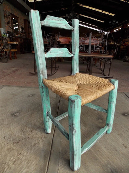 Silla Artesanal Madera Sustentable Estilo Decapado Antiguo.