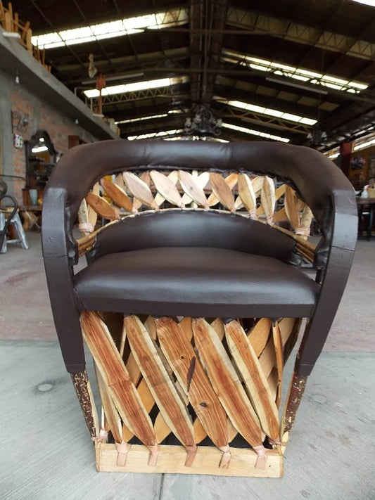 Sillon Equipal Con Riñonera Madera Y Piel Estilo Antiguo