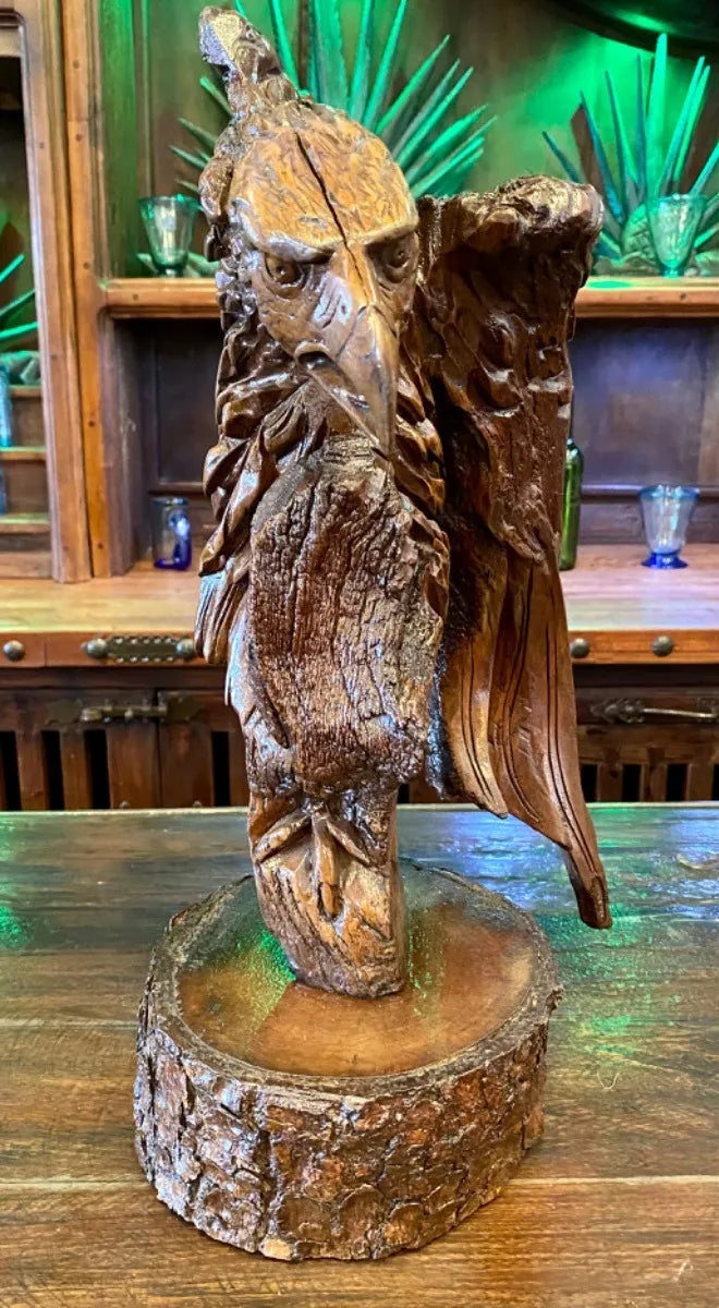 Original Escultura Águila Labrada Madera Raíz Estilo Antiguo
