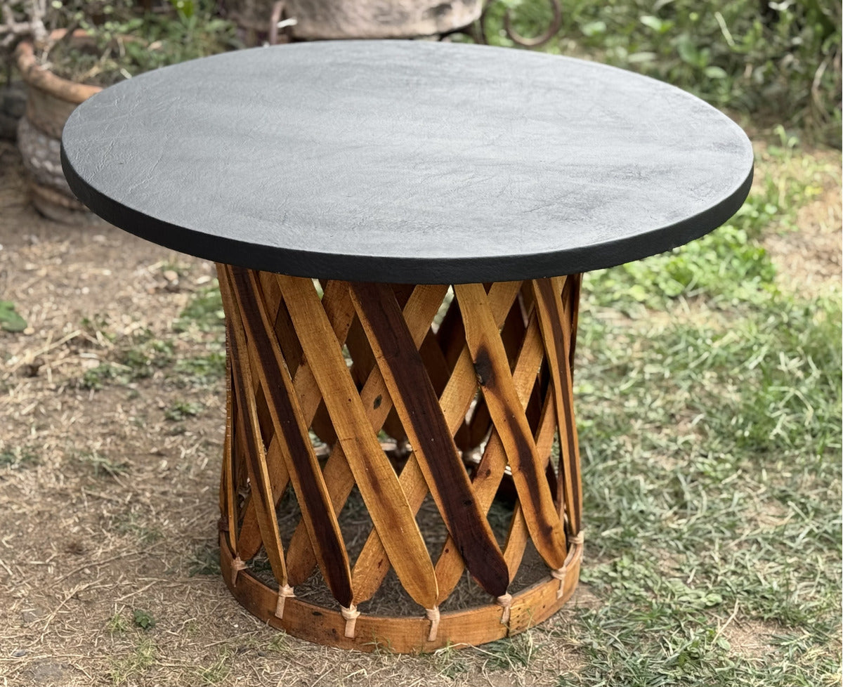 Mesa Artesanal Negra De Comedor Estilo Equipal Antiguo.