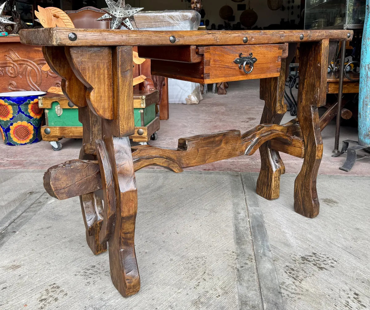 Antigua Credenza Patas De Yugos Y Cubierta Puerta Original. Marrón