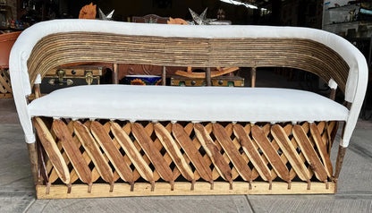 Sillon Equipal Tradicional Para 3 Personas Estilo Varas Blanco Piel De Cerdo Agregar a favoritos