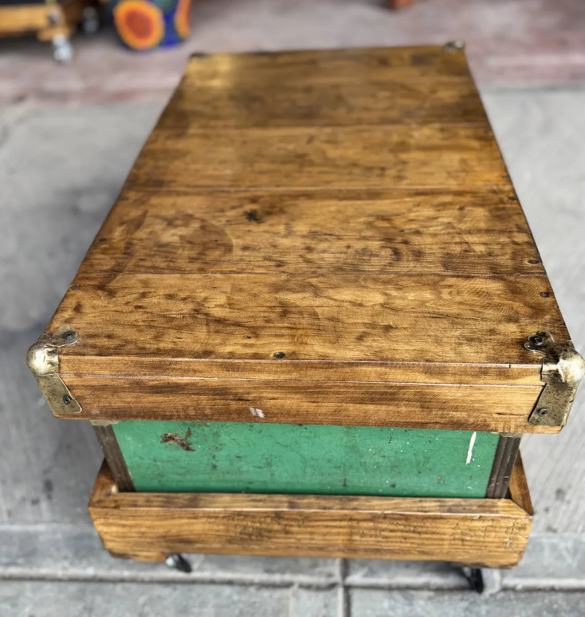 Mesa De Centro Con Baul Petaca Velis Antiguo Verde Claro