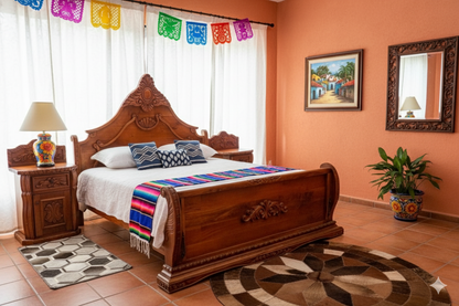 Recamara Labrada En Madera De Cedro Estilo Antiguo