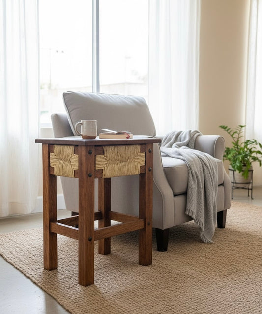 Mesa lateral tejido estilo Antiguo.