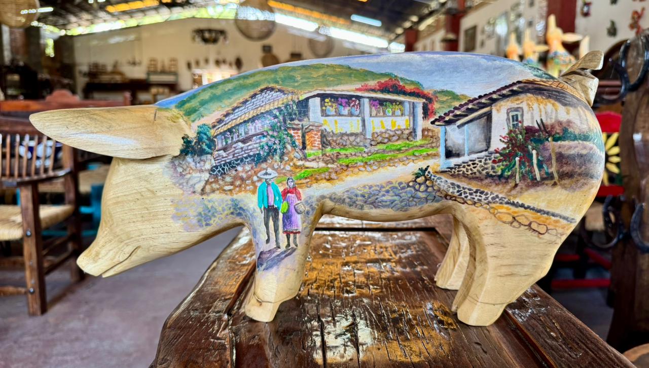 Antigua Escultura Cerdo Puerco Decorado Al Óleo estilo Antiguo?