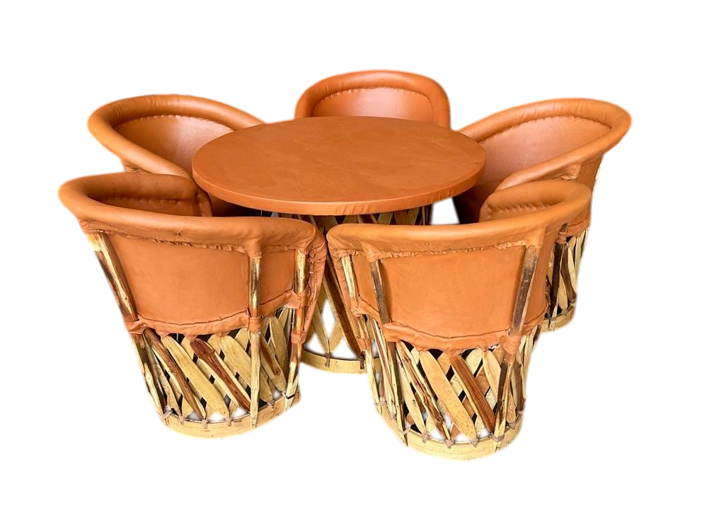 Comedor Equipal Tradicional Para 5 Personas Estilo Antiguo.