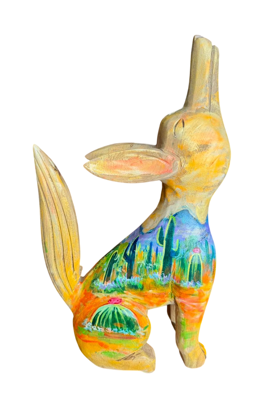 Escultura De Coyote Madera Y Pintada A Mano
