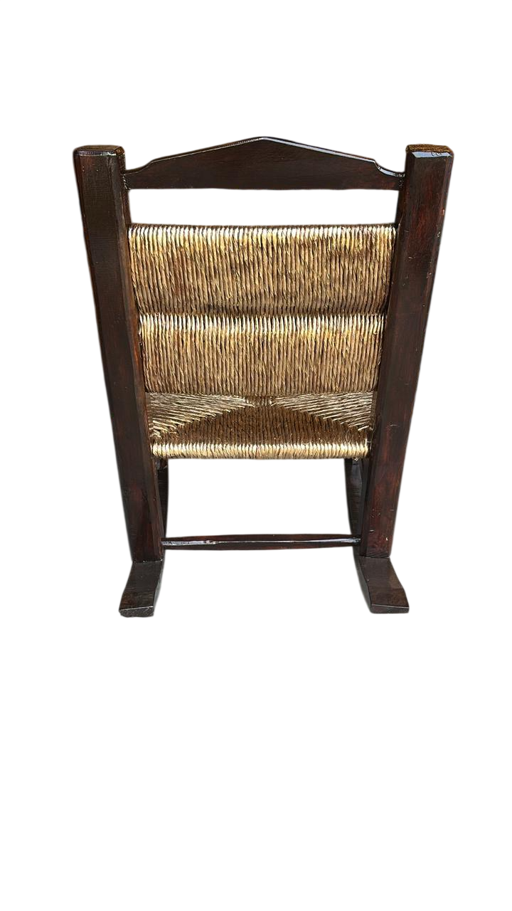 Silla Mecedora Muy Grande Madera Adulto Sustentable Estilo Antiguo.